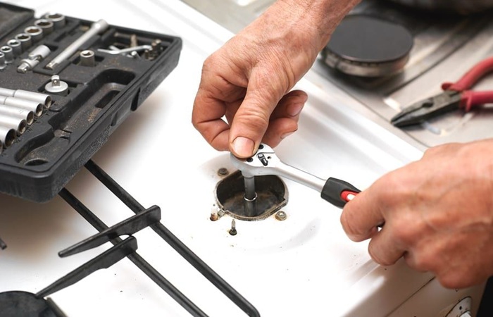 Fix Gas Stove & Hob Repair | +91 87966 50434